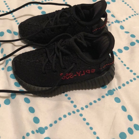 yeezy baby shoes